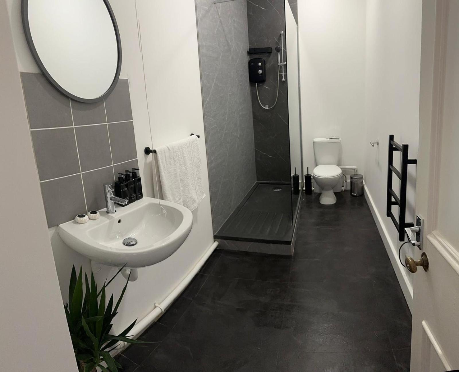 Cozy Flat By Birmingham Canals & City Centre Экстерьер фото
